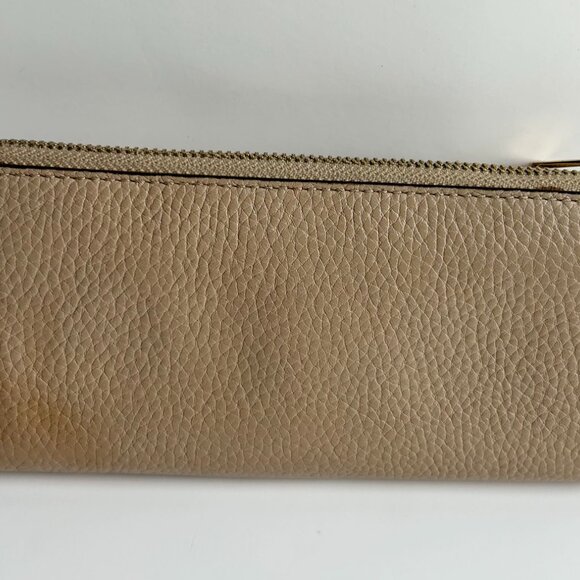 Michael Kors Jet Set Travel Large Leather Quarter-Zip Wallet in Beige/Tan - Picture 4 of 12
